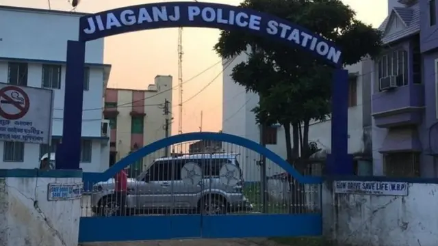 जियागंज पोलीस ठाणे