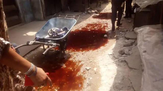 Ebe a na-arụpụta ihe adịgboroja n'ahịa Ezikwu, Aba, Abia steeti