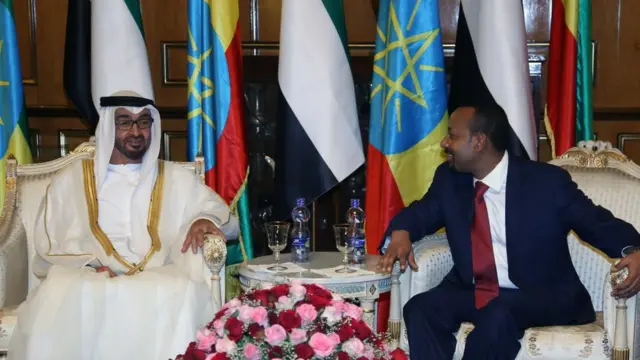 የተባበሩት ዓረብ ኤምሬትስ አልጋ ወራሽ ሼክ መሐመድ ቢን ዛይድ አልናህያንና ጠቅላይ ሚኒስትር አብይ አህመድ