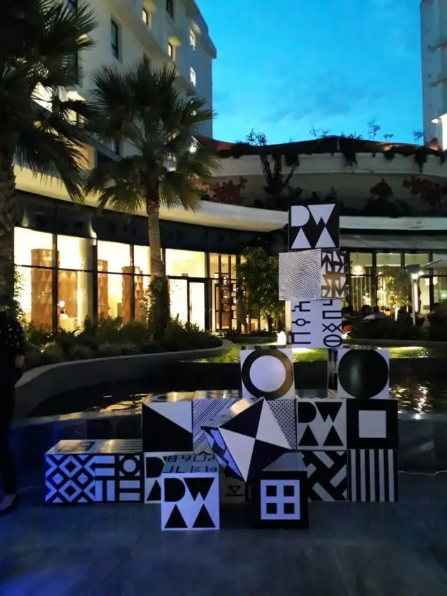 የሥነ ህንጻና የከተማ ዲዛይን ከፈጠራዎቹ መካከል ይገኙበታል