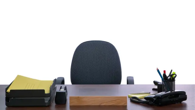 Un escritorio de oficina