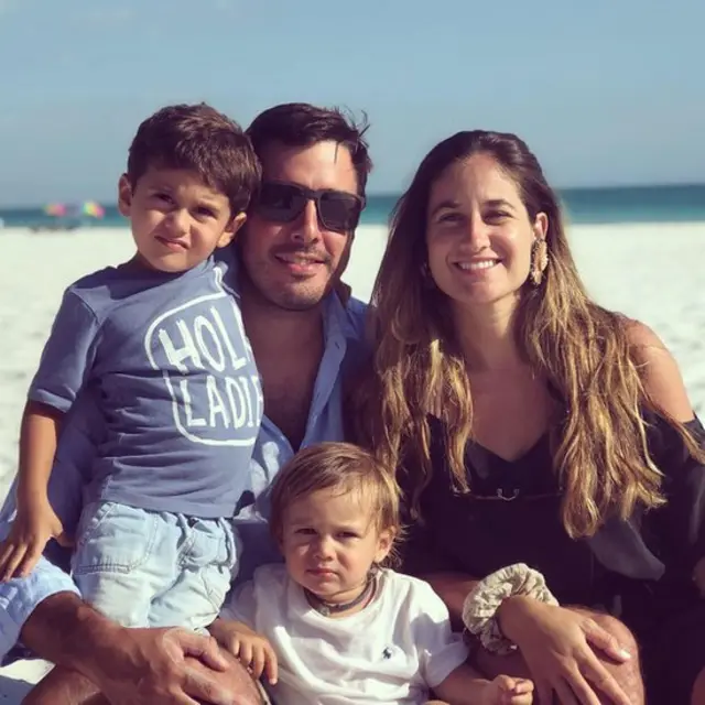 Matías, Isidora y sus dos hijos, Rafael y Juan.