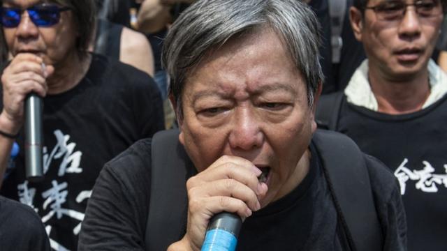 李卓人说，香港人是有权集会和游行，不用经警方批准。