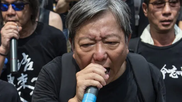 李卓人说,香港人是有权集会和游行,不用经警方批准。