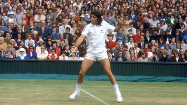 Nastase en Wimbledon de joven.