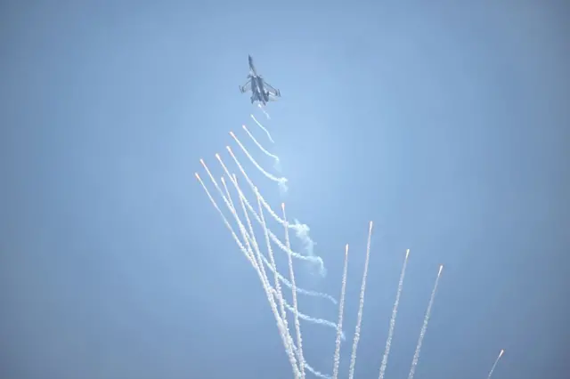 சென்னை மெரினா, விமானப்படை சாகசம்