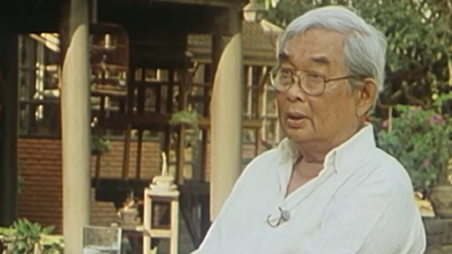 ม.ร.ว.คึกฤทธิ์ ปราโมช อดีตนายกรัฐมนตรี