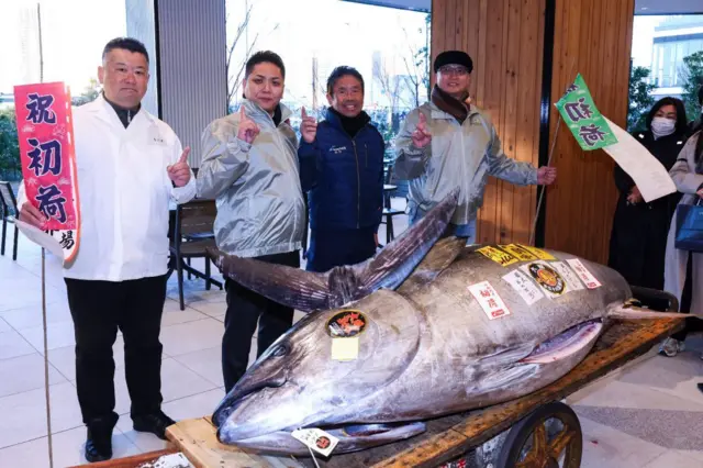 atún rojo subastado en Tokio en enero de 2025