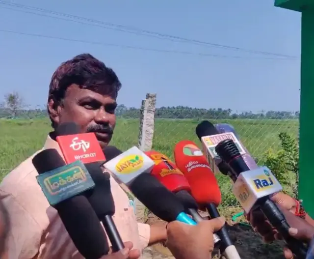 பழனியில் 4 லட்சம் ஆண்டுகள் பழமையான கல்லாங்குழிகள் 