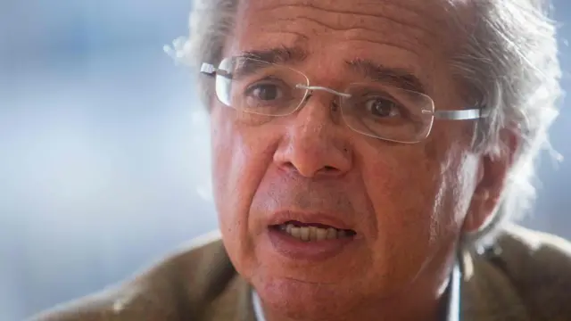 Paulo Guedes, o guru econômicocódigo de bônus brazino777Jair Bolsonaro