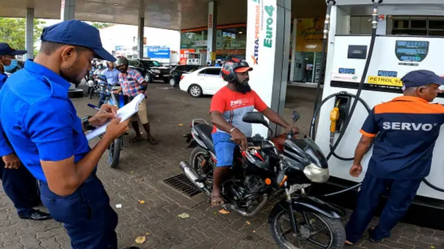 இலங்கை எரிபொருள் நிலையம்