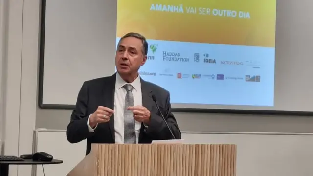 Luís Roberto Barroso, ministro do STF, palestra no Brazil Forum