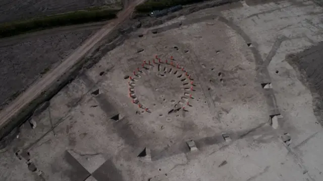 இரும்பு கால மனிதனை கொன்றது யார்? - 2000 ஆண்டுகளுக்கு முன்பு கொல்லப்பட்ட மனிதன்