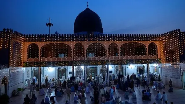 گذشتہ ہفتے کا پاکستان تصاویر میں - BBC News اردو
