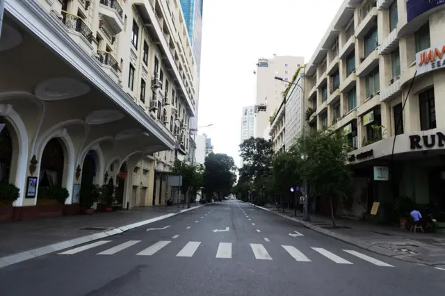 Sài Gòn đóng cửa