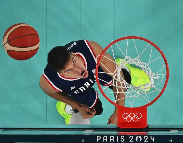 Bodan Bogdanović pod košem