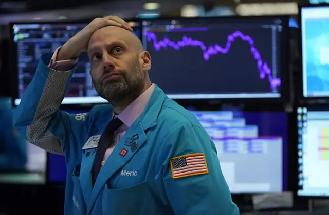 قیمت نفت غرب تگزاس برای قراردادهای آتی به دلیل پر بودن مخازن تا نزدیک -۴۰ دلار پیش رفت