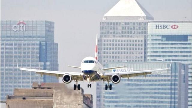 伦敦城市机场是伦敦五大机场中交通最便利的，于1981年启用，也是距离伦敦市中心最近的机场。