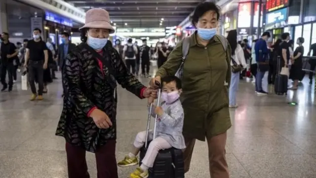 EPA / ALEX PLAVEVSKI