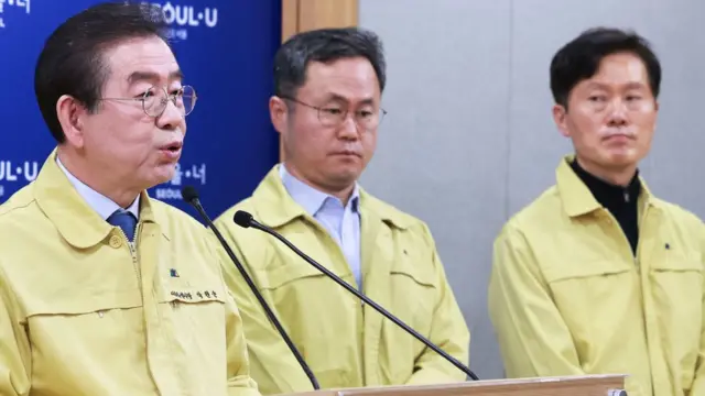 코로나19 긴급 대책 발표하는 박원순 시장