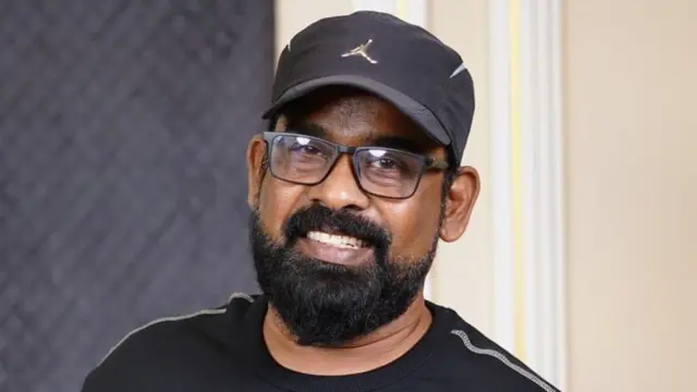 பாடலாசிரியர் ஏகாதசி