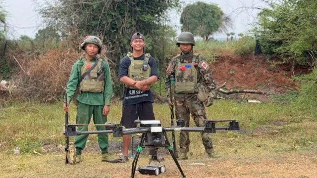 တိုက်ပွဲပြီးတဲ့နောက် မြင်းခြံခရိုင် တပ်ရင်း ၂ ခုထုတ်ပြန်လာတဲ့ပုံ