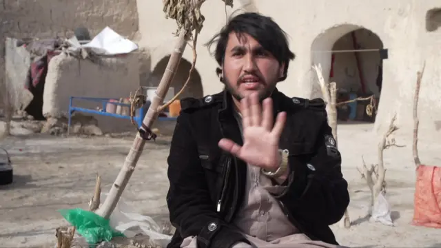 بصیر د وچکالۍ ستونزې ګالي خو خپل کور کلی یې نه دی پرېښی.