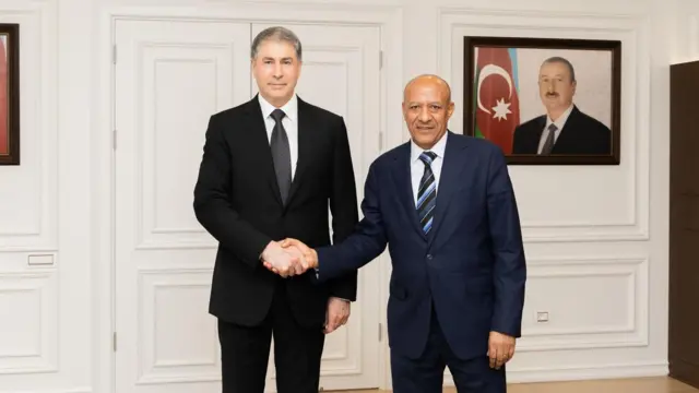 ተመስገን ጥሩነህ ምስ ኢይቫዞቭ ቪላያት ሱለይማን