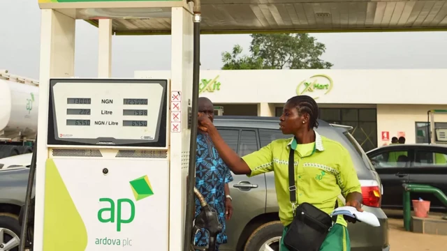 Une station d'essence au  Nigeria