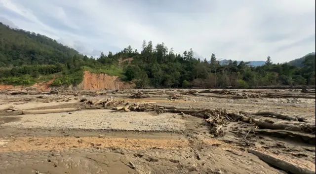 Sawah warga Delun Sekinel, Kecamatan Linge yang hancur karena bencana banjir dan longsor.