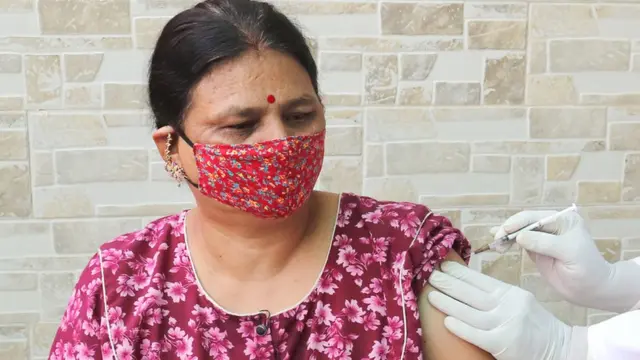 कोरोना लस