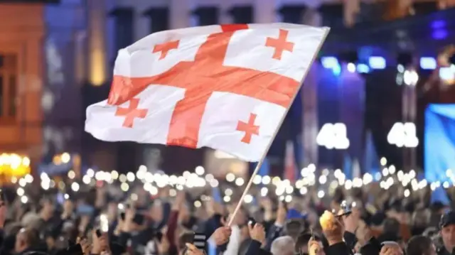 Грузиядагы парламенттик шайлоонун жыйынтыгына каршы чыккандардын акциясы