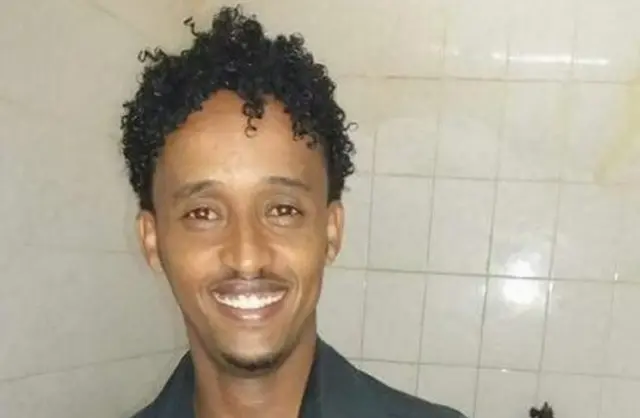 BBCが入手したメレド・テスファマリアムさんの写真と、移送された男性の写真は酷似している