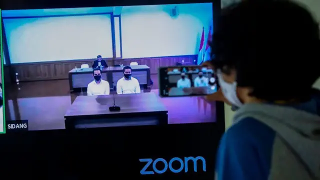 Novel Baswedan, air keras