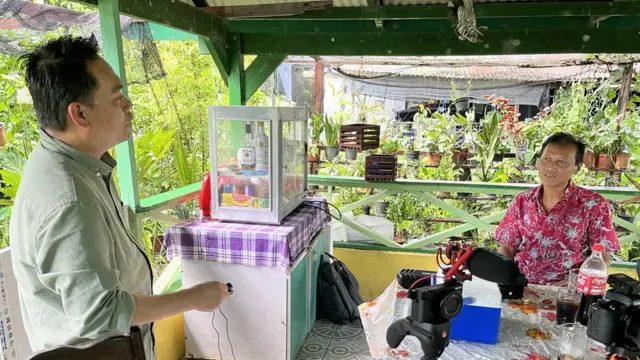 Wawancara dengan Raymond Sapoen