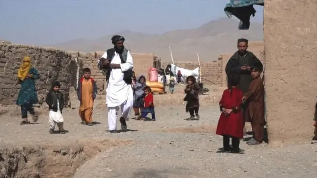 అఫ్గాన్ పౌరులు