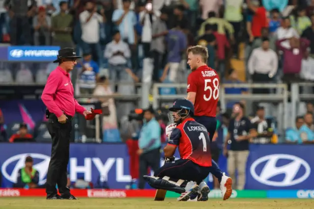 लोकेश बम