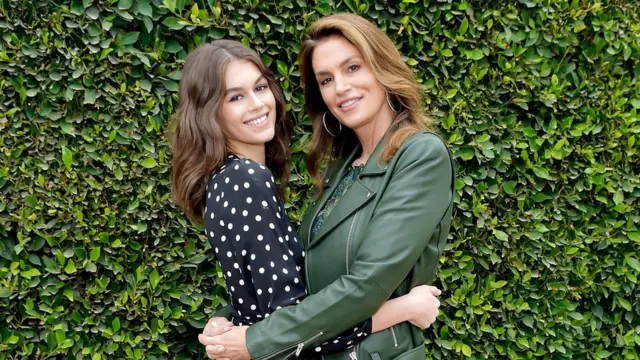 Мать и дочь Кроуфорд