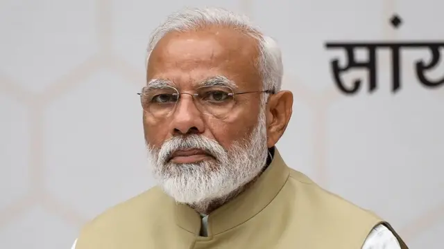 मोदी