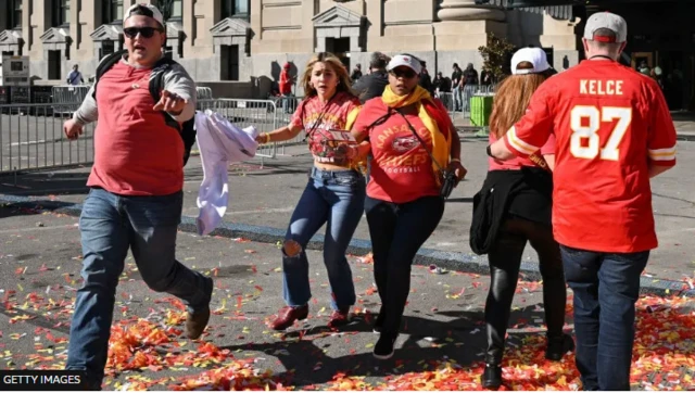 Awọn ènìyàn tó ń sá àsálà fún ẹ̀mí wọn