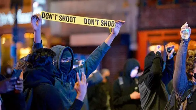 "Не стреляйте"