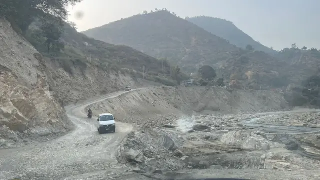 बीपी राजमार्गको क्षतिग्रस्त क्षेत्र