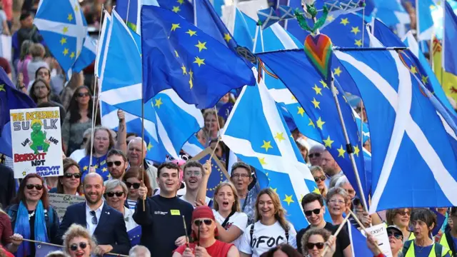 Марш в Эдинбурге