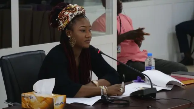 Fatou "Toufah" Jallow, jeune femme gambienne qui accuse l'ancien président Jammeh de viol.