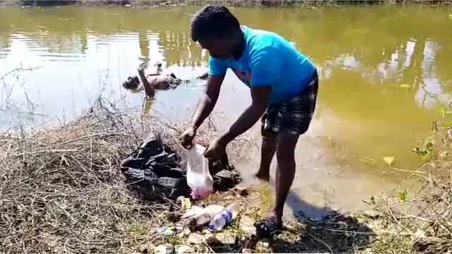 చెరువులో మృతదేహం