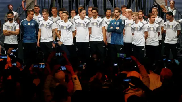 Gündogan et Özil figurent dans la liste de la pré-liste de Löw.