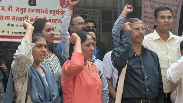 संपकरी कर्मचारी 