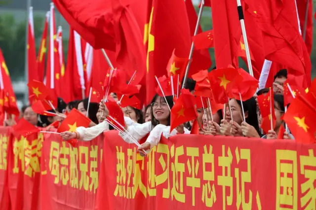 Người dân đón ông Tập