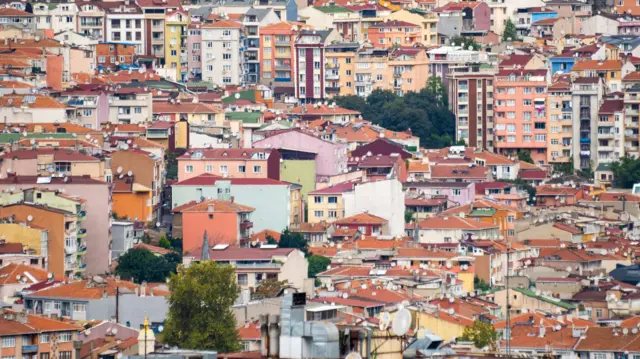 İstanbul'da yüzlerce bina yan yana.