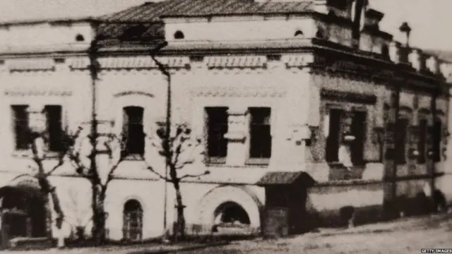 રશિયાના રાજવી પરિવારના સભ્યોને તેમના જીવનના અંતિમ દિવસોમાં આ ઈમારતમાં કેદ કરી રાખવામાં આવ્યા હતા